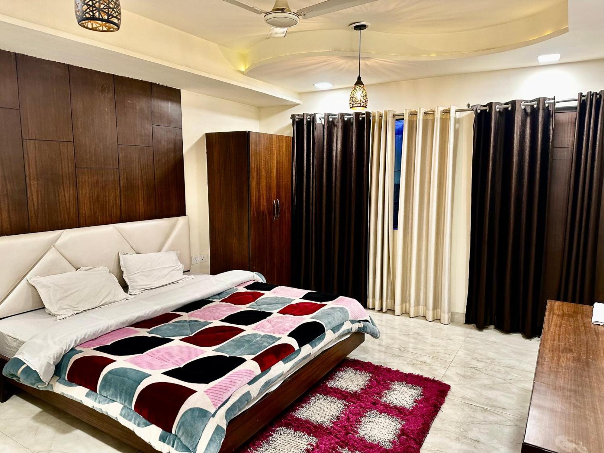 Taj Castle A Boutique Homestay Agra  Exteriör bild