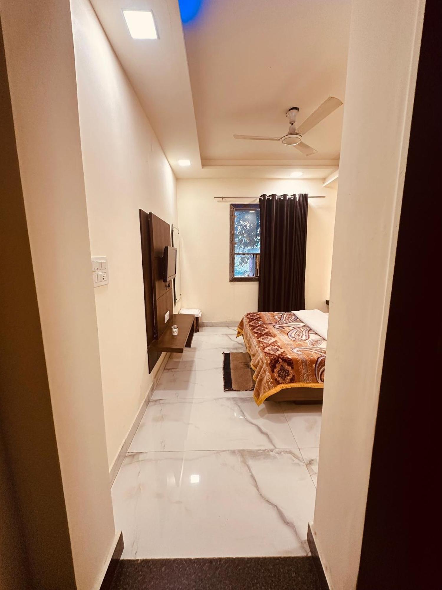 Taj Castle A Boutique Homestay Agra  Exteriör bild